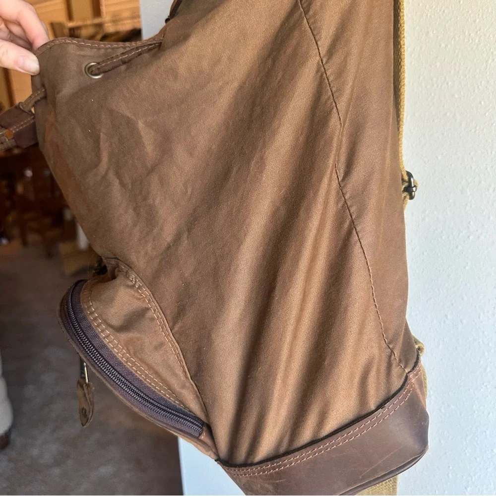 Vintage Eddie Bauer | Leather & Canvas Backpack - Picture 8 of 9